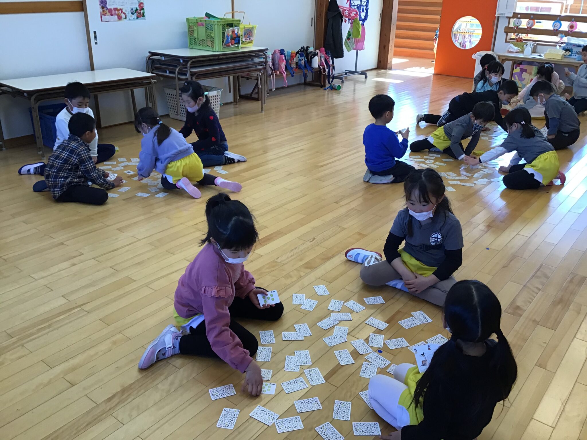 壬氏 クリアボトル 小学二年生正月号ふろく人気ものトランプ 子